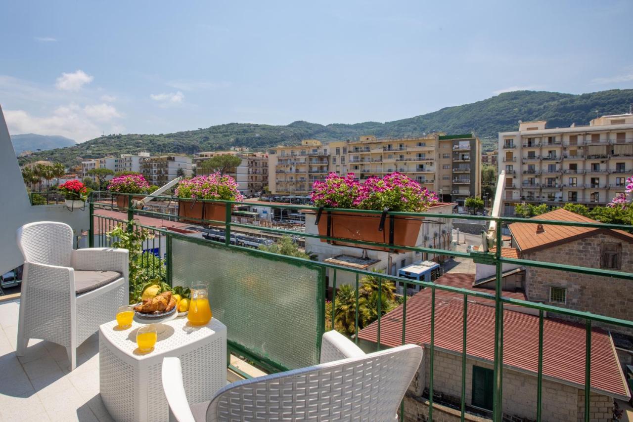 Sorrentovibes - City Home In Sorrento With Balcony And View Exterior foto