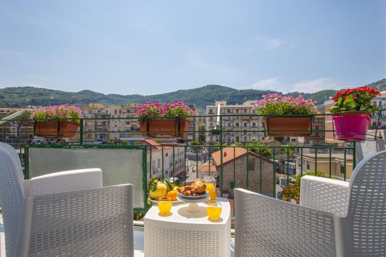 Sorrentovibes - City Home In Sorrento With Balcony And View Exterior foto